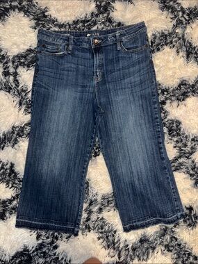 STYLUS Dark Blue Denim Cropped Capri Jeans